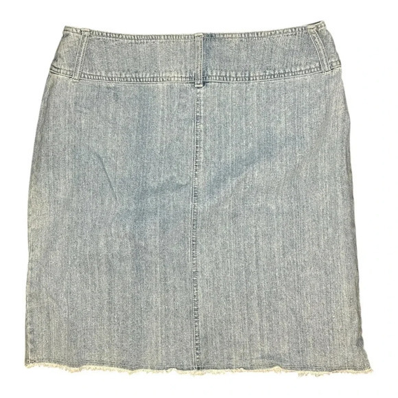 The Blues Plus Sz 16 Light Wash Denim Skirt Lace Butterfly Appliqué Frayed Hem‎ - Picture 2 of 6